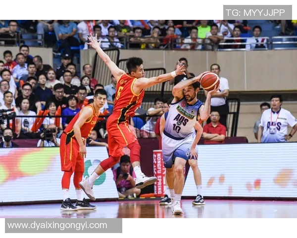 南京篮球队与北京篮球队赛后复盘团队协作的精彩瞬间与战术分析